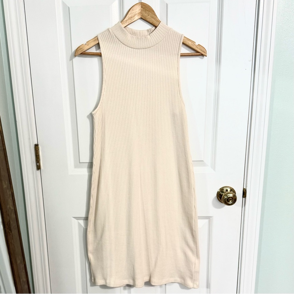 Old Navy Sleeveless Cream Ribbed Dress Body Con Knee Length Size Large